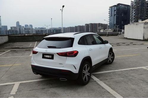 gla试驾视频,驾驭未来，感受豪华与科技的完美融合